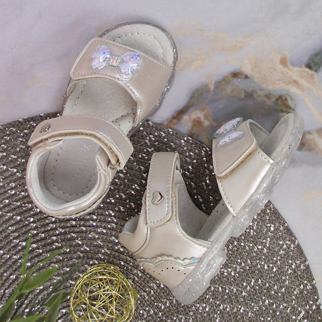 Sandały dziewczęce na rzepy srebrne Miss❤E